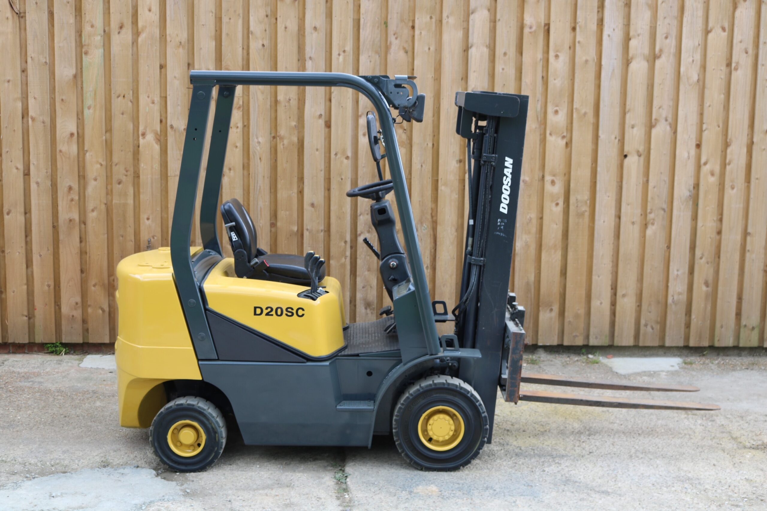 Southern Forklift Services | Forklift Hire | Forklift Sales